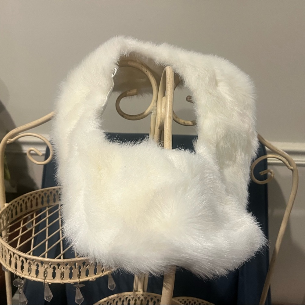 White Faux Fur Scarf